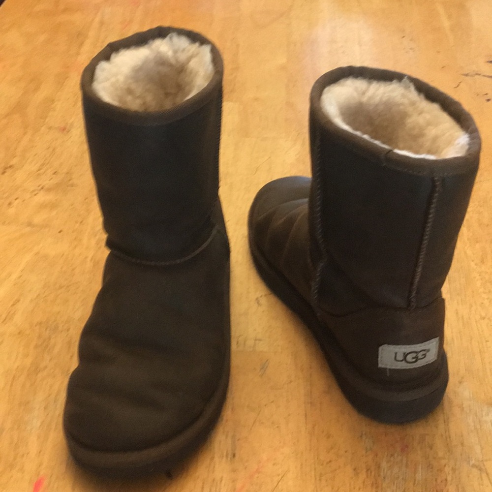 Girls Ugg boots